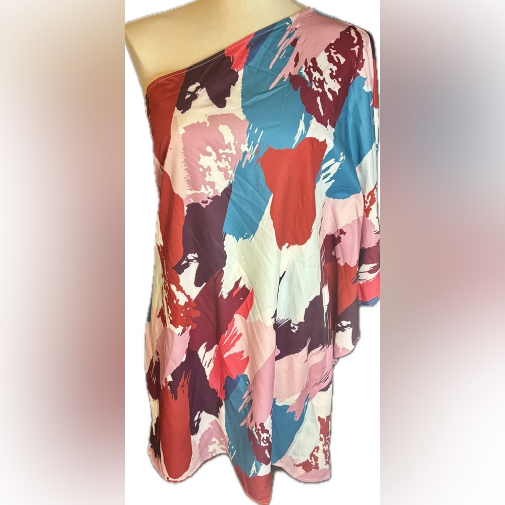 ✨NWT Medium Simplee Cold Shoulder One Shoulder One Sleeve Dress
